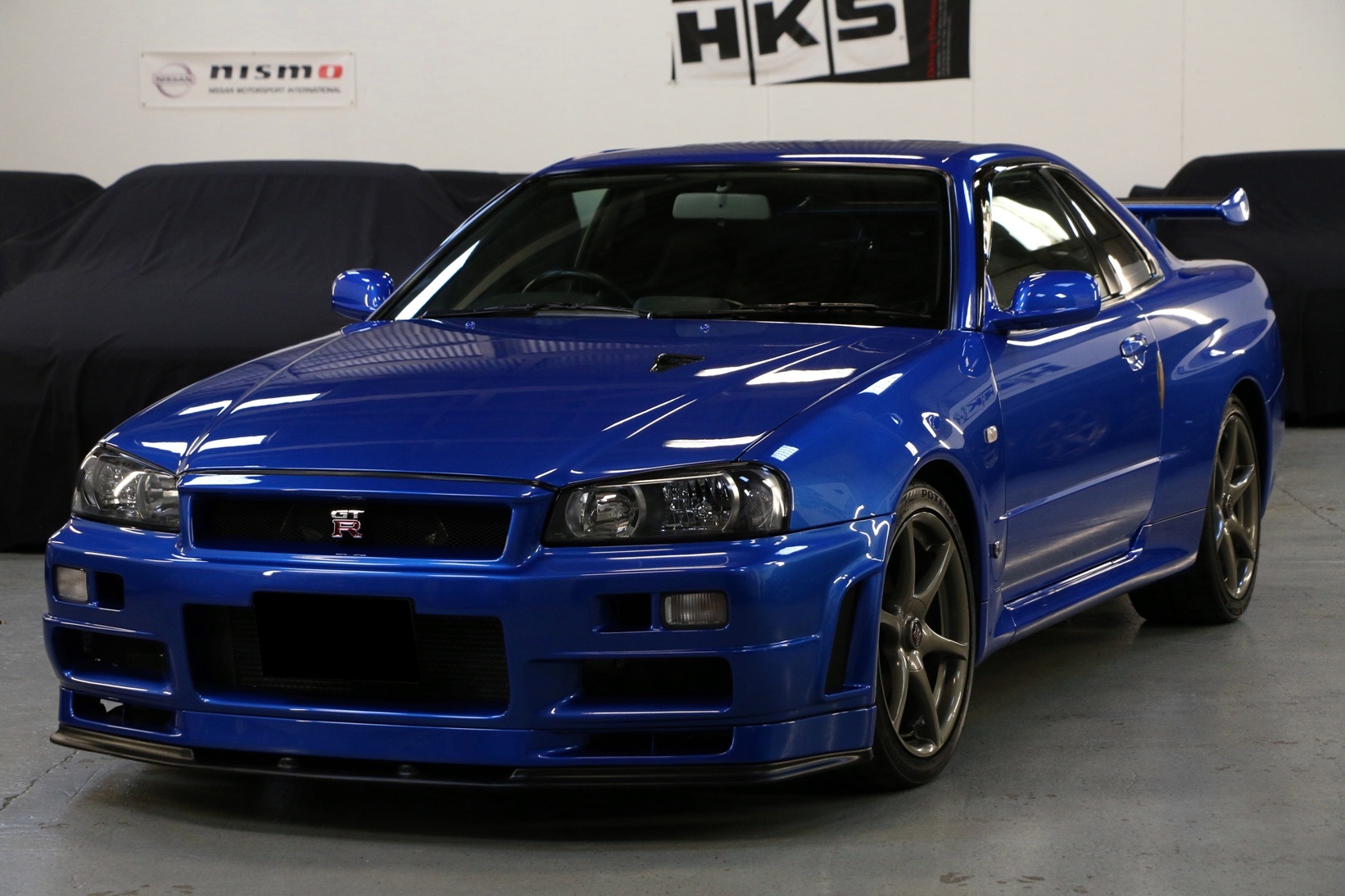 Buying a Nissan Skyline R34 GT-R - Ultimate Guide - Garage Dreams